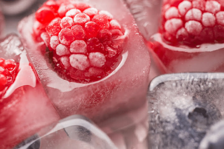 5 ICE CUBE HACKS TO UP YOUR GIN GAME