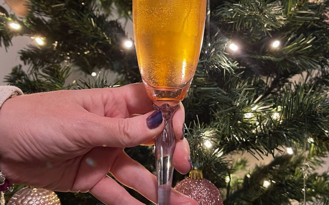Spice 75: A Christmas Rum and Prosecco Cocktail